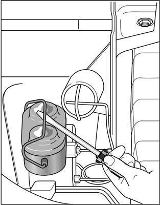 如何檢查車輛的製動液和管路