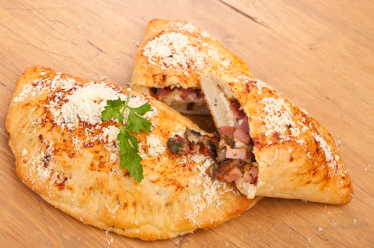 Calzone with Prosciutto, Mushrooms, and Mozzarella (Calzone all'Italiana)