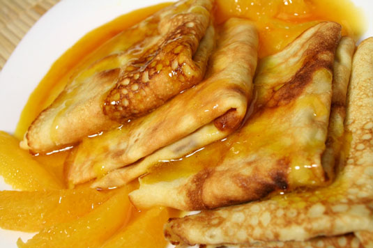 橙色甜點可麗餅（Crêpes Suzette）