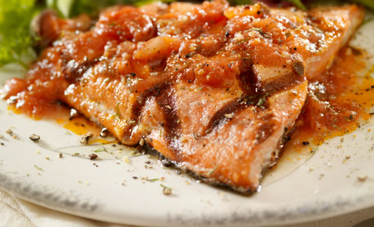 三文魚配新鮮番茄醬（Salmone con Pomodoro Fresco）